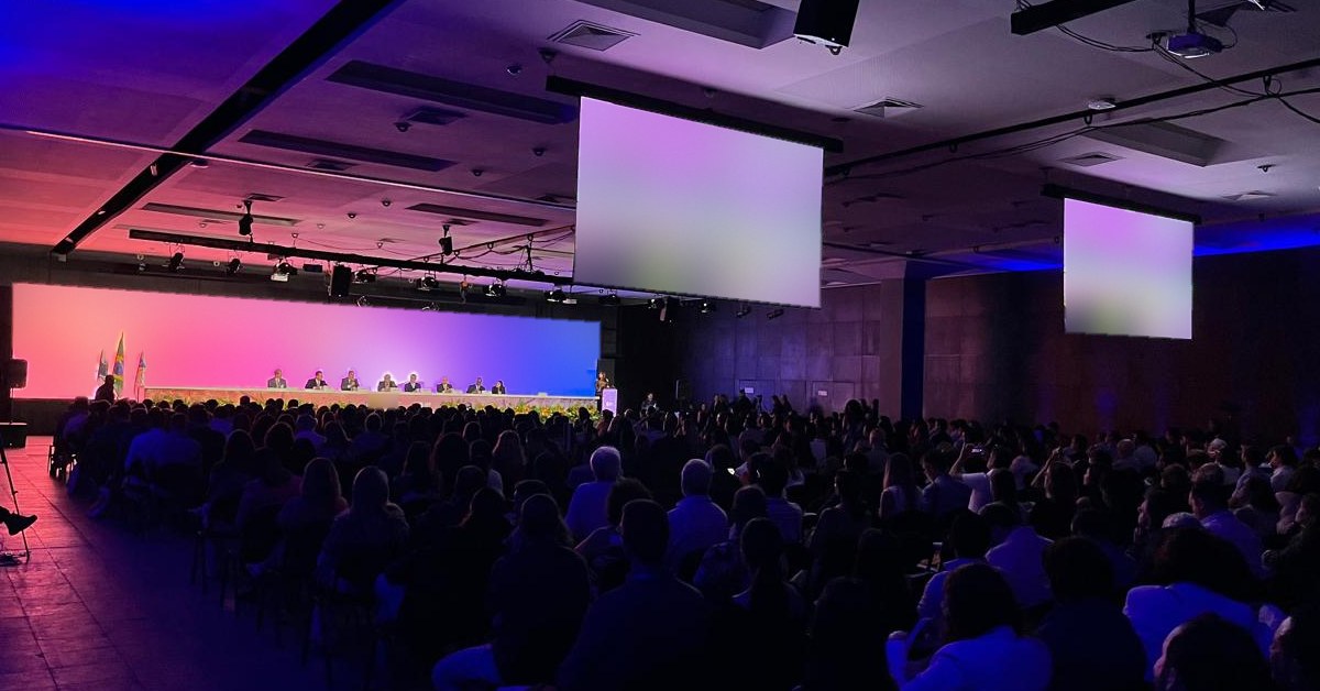 Abertura de congresso lotada paisagem
